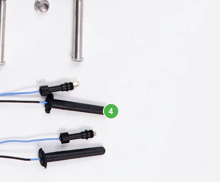 Antena SDR (Trasera) señalada con el número 4 en el diagrama de despiece del DJI Agras T100