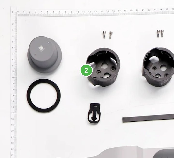 Soporte RTK señalada con el número 2 en el diagrama de despiece del DJI Agras T100